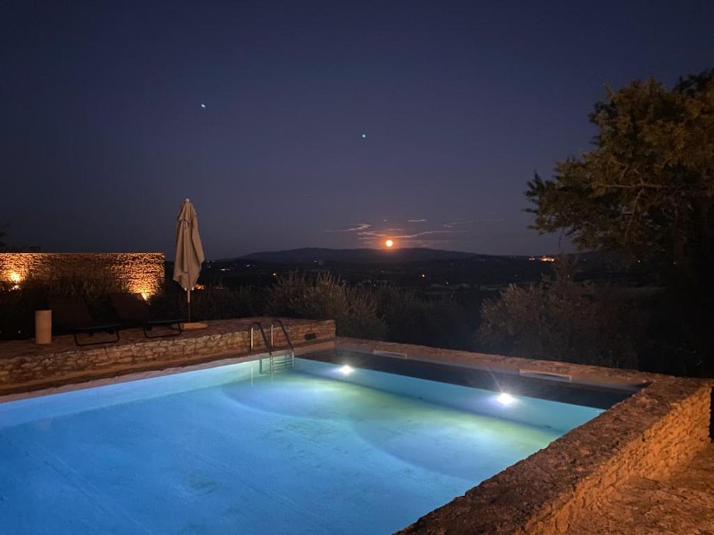 Les Milles Roches Bed & Breakfast Gordes Bagian luar foto
